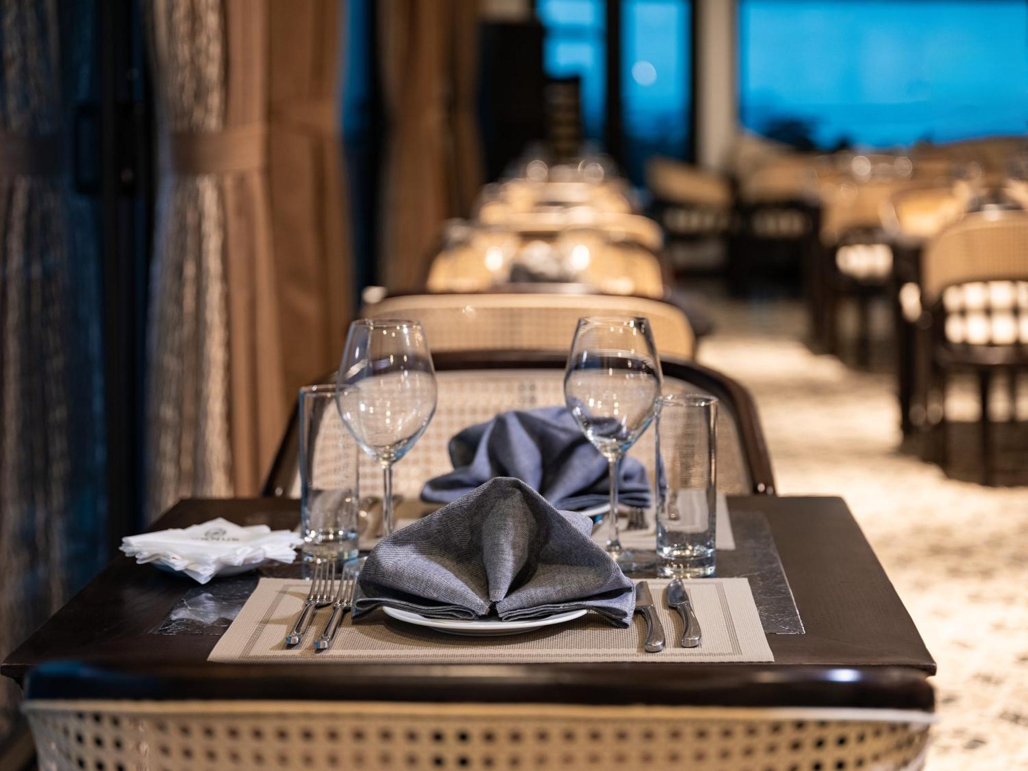 Era Premium Cruises Halong Hotel Ha Long Exterior photo