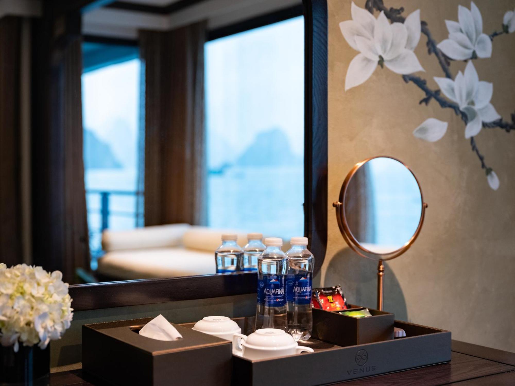 Era Premium Cruises Halong Hotel Ha Long Exterior photo